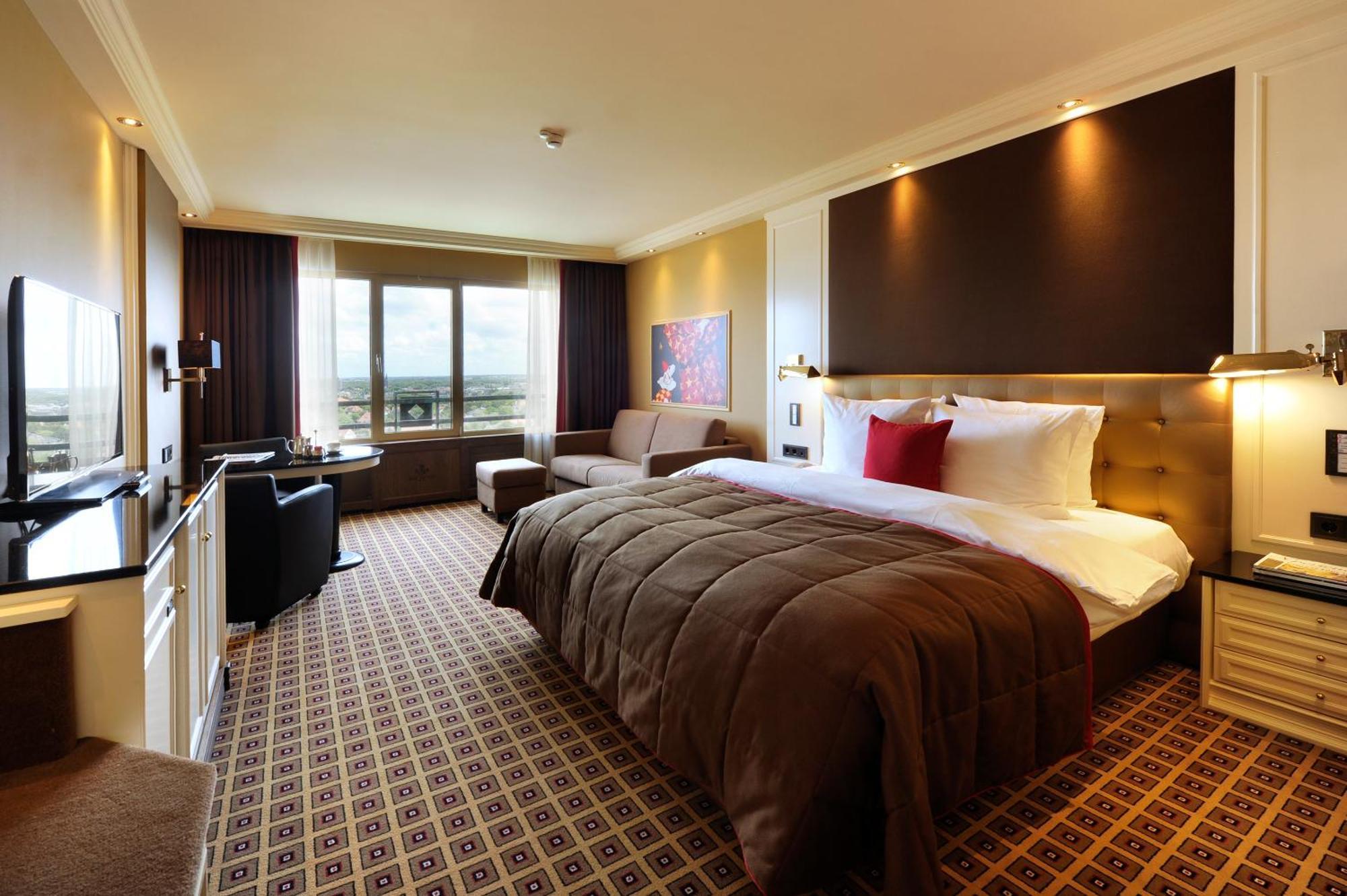 Grand Hotel Huis Ter Duin Noordwijk Zewnętrze zdjęcie A room at the hotel